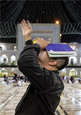 Iranian Worshippers Hold Vigil at Imam Reza Shrine in Mashhad