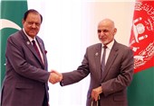توافق روسای جمهور افغانستان و پاکستان برای حل مشکلات دو کشور