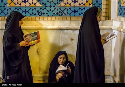 احیای شب نوزدهم ماه مبارک رمضان در شاهچراغ شیراز