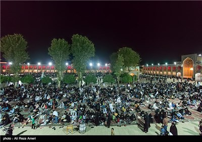 مراسم احیای شب نوزدهم ماه مبارک رمضان در شیراز
