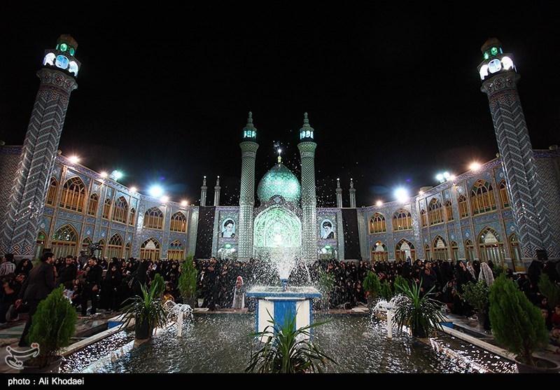 The Shrine of Hilal Ibn Ali: A Mausoleum in Central Iran