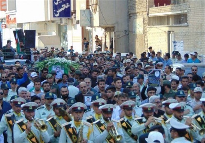 پیکر 3 شهید نیروی انتظامی در چهارمحال و بختیاری تشییع می‌شود