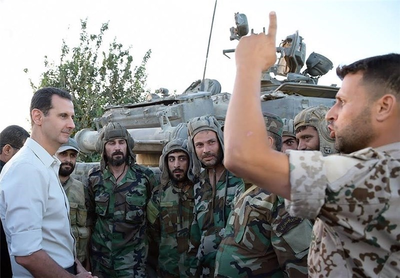 Assad Lauds Syrian Army’s Devotion to Duty