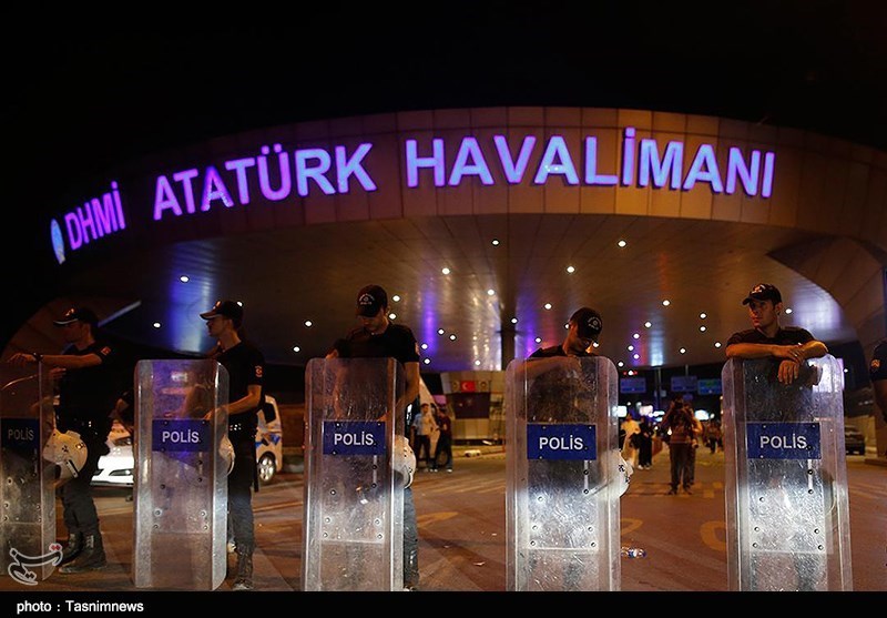 ‫دستگیری یک عامل انتحاری زن در فرودگاه آتاتورک