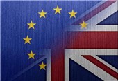 EU Offers Pre-Brexit Trade Talks, Tough on Transition