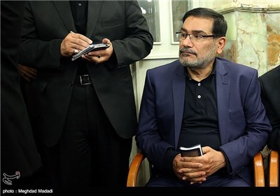 علی شمخانی دبیر شورای عالی امنیت ملی در مراسم ختم مرحوم علی دادمان