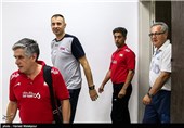 ورود خولیو ولاسکو سرمربی تیم ملی والیبال آرژانتین، نیکولا گربیچ سرمربی تیم ملی والیبال صربستان و رائول لوزانو سرمربی تیم ملی والیبال ایران به محل نشست خبری