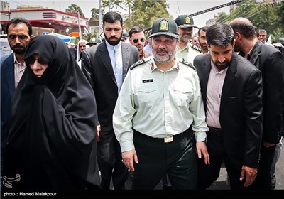 حضور سردار حسین اشتری فرمانده نیروی انتظامی در راهپیمایی روز قدس - تهران