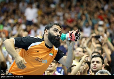 Iran Volleyball Suffers Loss in Straight Sets against Italy