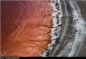 سازمان فضایی ناسا دلیل قرمزشدن آب دریاچه ارومیه را اعلام کرد