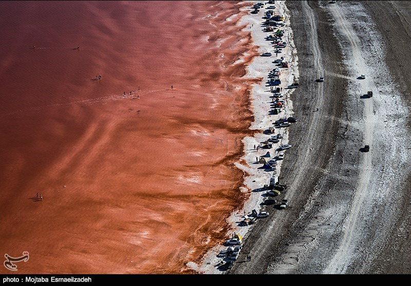 سازمان فضایی ناسا دلیل قرمزشدن آب دریاچه ارومیه را اعلام کرد
