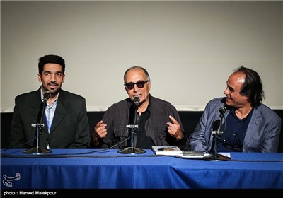 وفاة المخرج الإیرانی الشهیر عباس کیارستمی