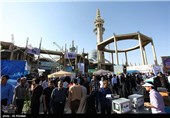 نماز عید فطر در سراسر استان اصفهان اقامه شد