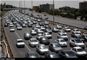 ترافیک سنگین در محور قزوین-کرج/سایر محورهای استان ترافیک نیمه‌سنگین است
