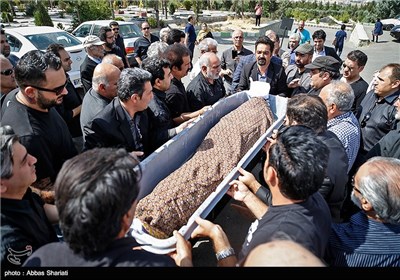 مراسم تشییع و تدفین پیکر مرحوم بهمن زرین پور - کرج