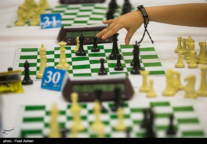 ثلاث انتصارات , تعادلان وخسارة واحدة للاعبی الشطرنج الایرانیین فی الدور الاول
