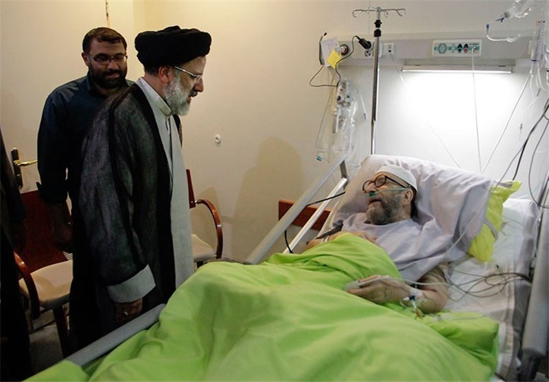 عیادت تولیت آستان قدس رضوی از آیت‌الله خسروشاهی