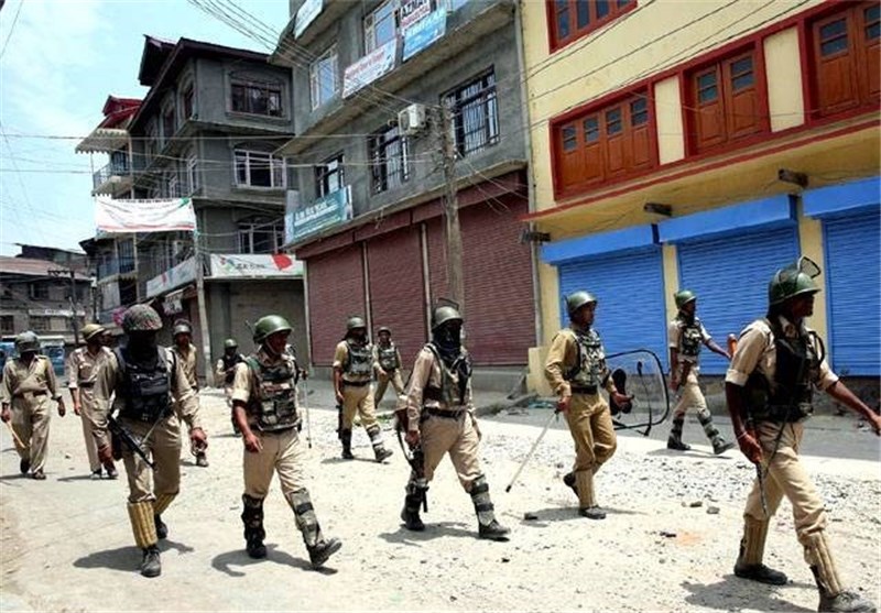 مقبوضہ کشمیر میں بھارتی پولیس کے ہاتھوں مسلمان نوجوان کی نسل کشی جاری، متعدد زخمی