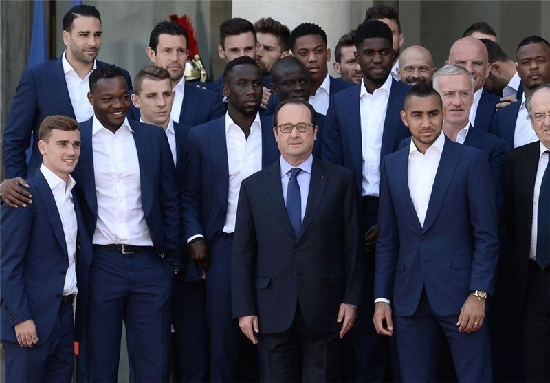 پذیرایی رئیس جمهور فرانسه از فینالیست بازنده یورو 2016 در کاخ الیزه + تصاویر