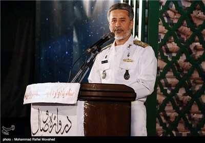 مراسم بزرگداشت شهدای مدافع حرم و 128 شهید دروازه ری قم