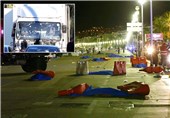 «کامیون وحشت» در فرانسه/حمله تروریستی جشن ملی را عزا کرد/84 نفر کشته شدند + تصاویر و فیلم