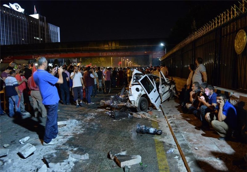 42 کشته در شب کودتای آنکارا