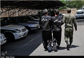 توقیف تریلر حامل پوشاک خارجی قاچاق در شهرضا/ سارق اتوبوس‌های بین شهری اصفهان دستگیر شد