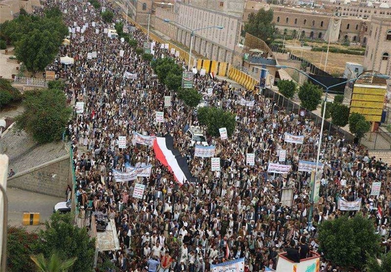 «آتشفشان خشم» مردم یمن علیه جنایات آل سعود به راه افتاد