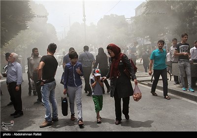 آتش سوزی در میدان تاریخی امام (ره) همدان