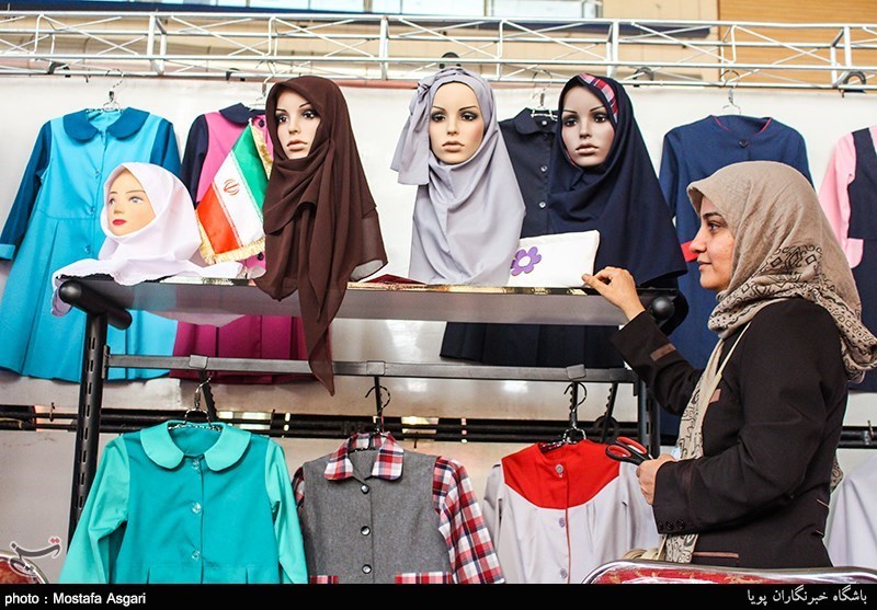 قزوین| نمایشگاه عفاف‌ و‌ حجاب گامی به سوی تعالی فرهنگ دینی+تصاویر