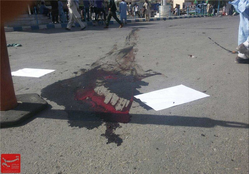 إصابة مراسل وکالة تسنیم فی کابول + صور من موقع الحادث