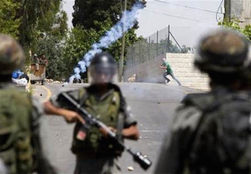 Israelis Raid Palestinian Village, Injure Several