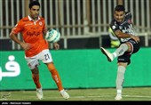 دیدار تیم های فوتبال پرسپولیس و سایپا