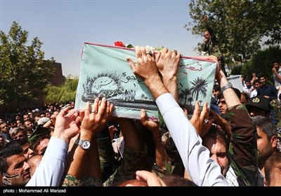 تشییع شهید گمنام در سازمان صنایع هوایی