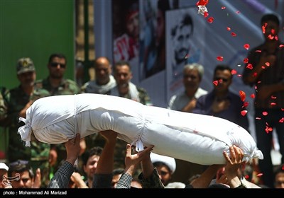 تشییع شهید گمنام در سازمان صنایع هوایی