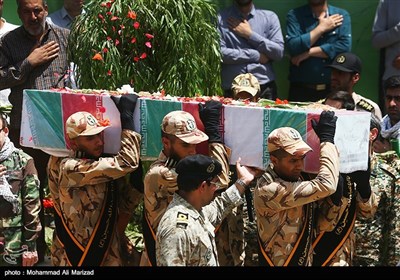 تشییع شهید گمنام در سازمان صنایع هوایی