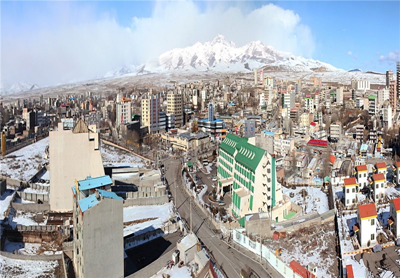 Mineral, Hot Water Springs in Iran&apos;s Sareyn