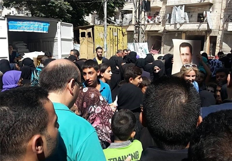 ده‌ها خانوار سوری از محله‌های شرقی حلب خارج شدند