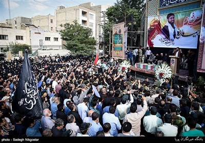 تشییع شهید مدافع حرم محمود نریمانی
