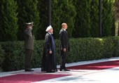 استقبال رسمی رئیس‌‌جمهور آذربایجان از روحانی