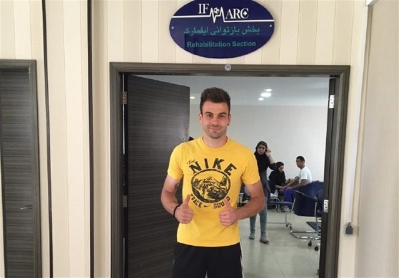 Ukrainian Keeper Radosevic Arrives for Persepolis Medical