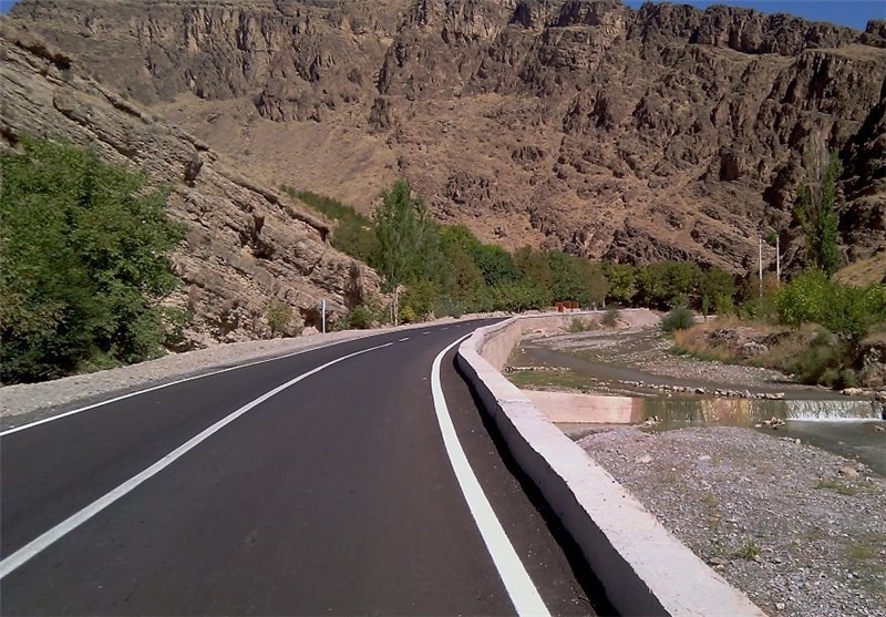 راه و شهرسازی استان اردبیل 250 میلیارد ریال به پیمانکاران راه روستایی بدهکار است