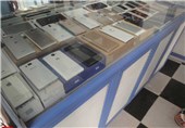 عوامل قاچاق تلفن همراه در شاهرود بیش از 300 میلیون ریال جریمه شدند