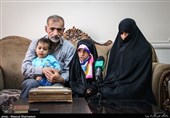 دیدار جامعه قرآنی با خانواده شهید صدرزاده