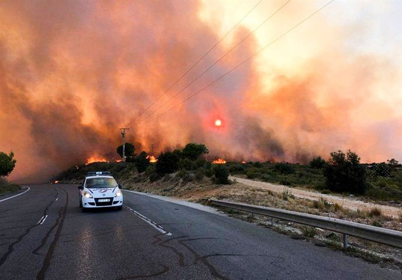 Houses Burnt As New Wildfire Rages in Southwestern France