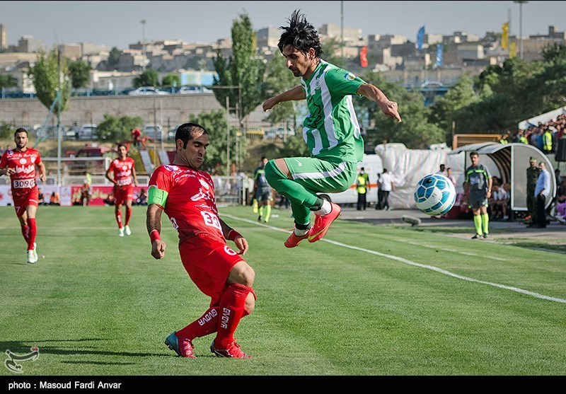 دیدار تراکتورسازی و پیکان نیمه‌تمام باقی ماند