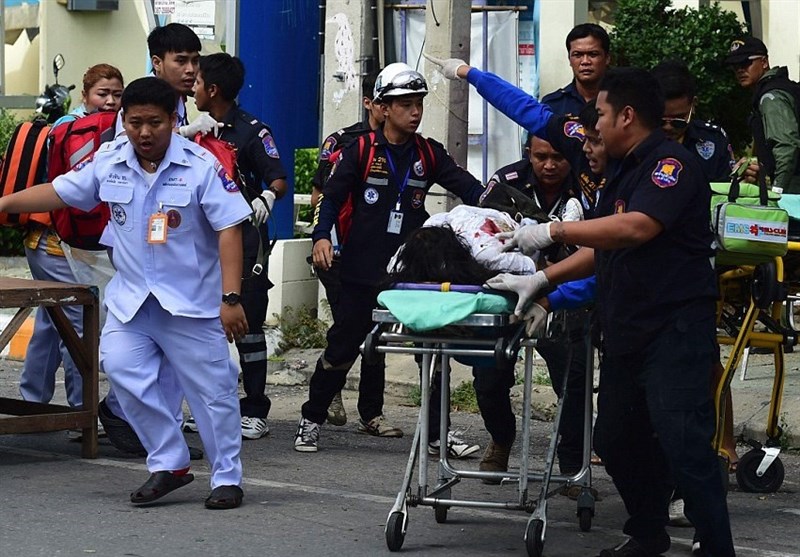 Series of Blasts Hit Popular Resorts in Southern Thailand, Kill 4