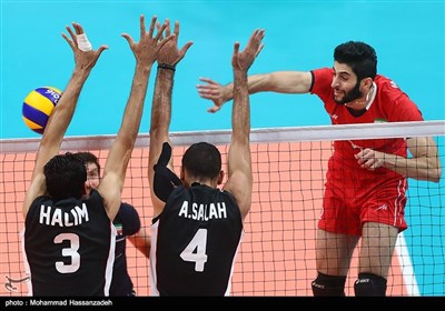 Iran Volleyball Team Beats Egypt, Marches into Olympic Games Quarters