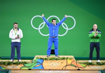 مراسم اهدای مدال دسته 94 کیلوگرم با نشان طلای سهراب مرادی