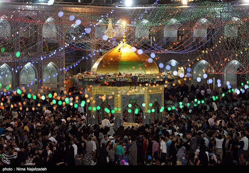 برگزاری جشن میلاد آفتاب عالم تاب رضوی در مسجد امام رضا(ع) کرمانشاه